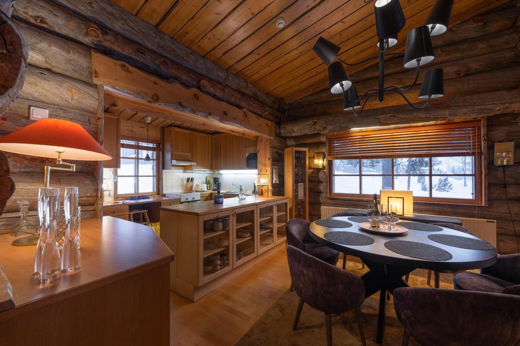 Kuukkeli Log Houses Teerenpesae - Premium Suite A48 사리셀카 외부 사진
