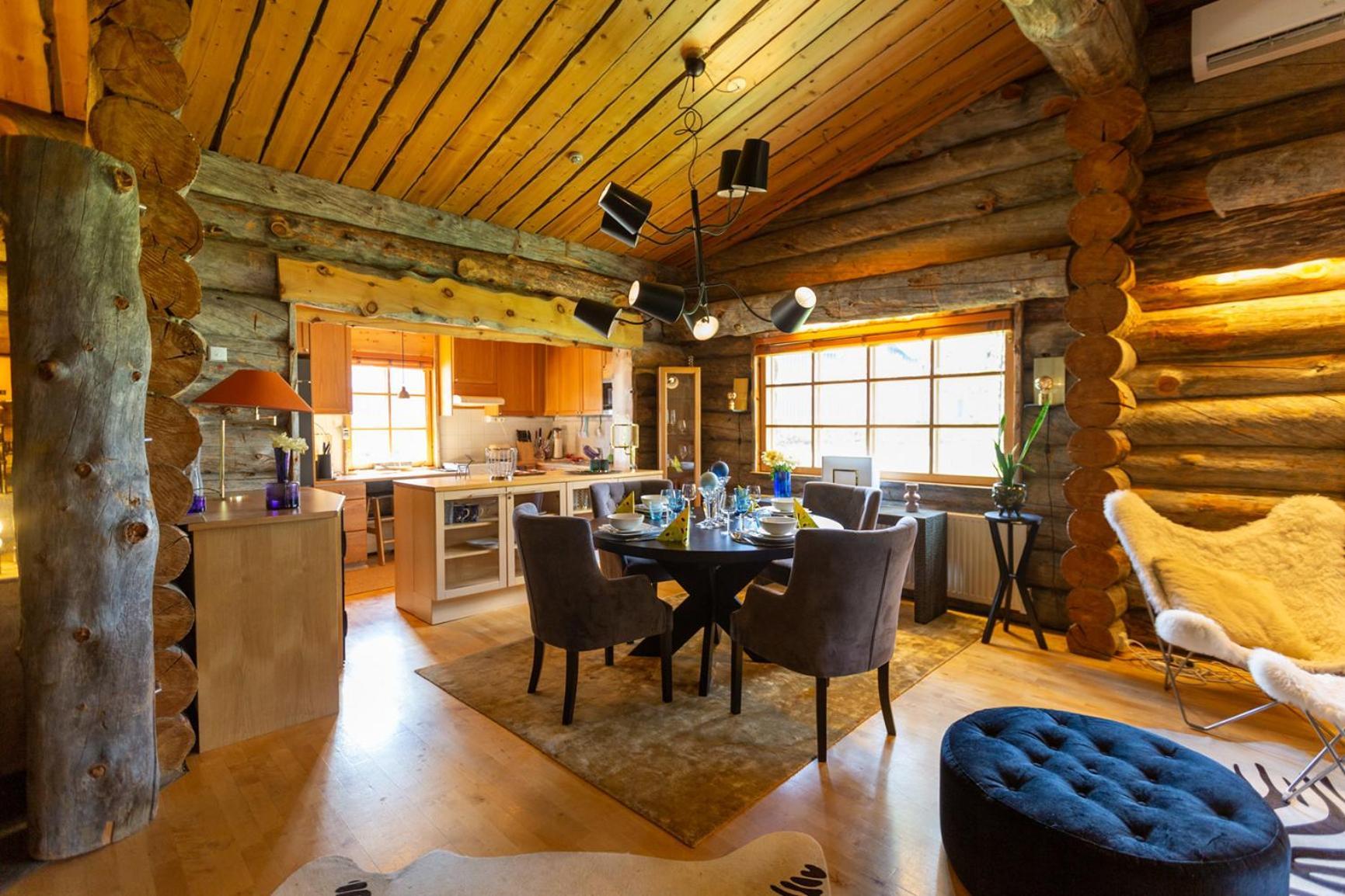 Kuukkeli Log Houses Teerenpesae - Premium Suite A48 사리셀카 외부 사진